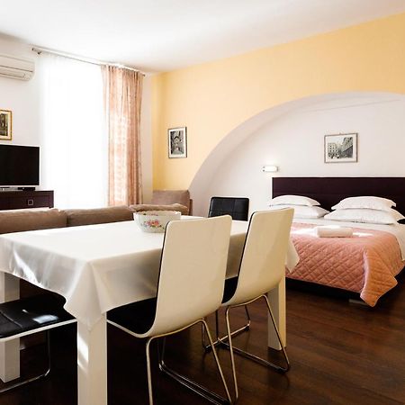 Apartments Fortezza Спліт Екстер'єр фото