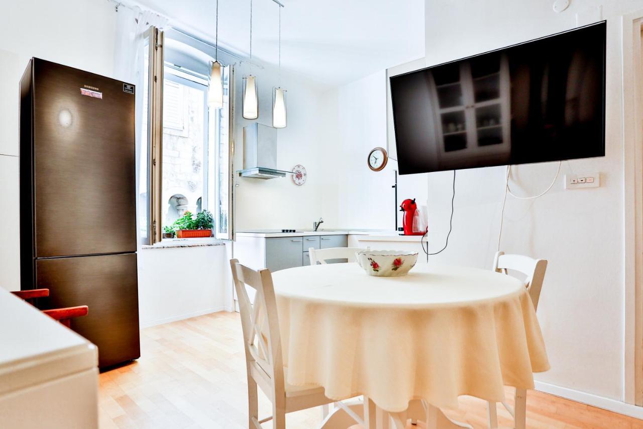 Apartments Fortezza Спліт Екстер'єр фото
